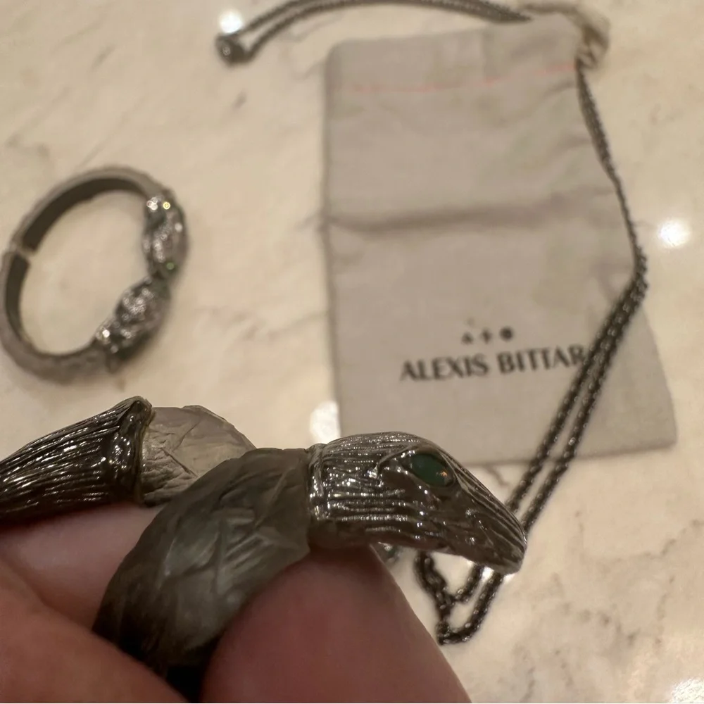 Collectors! Alexis Bittar 5 piece serpent lucite set gray w/green crystals FAB! - Picture 8 of 16